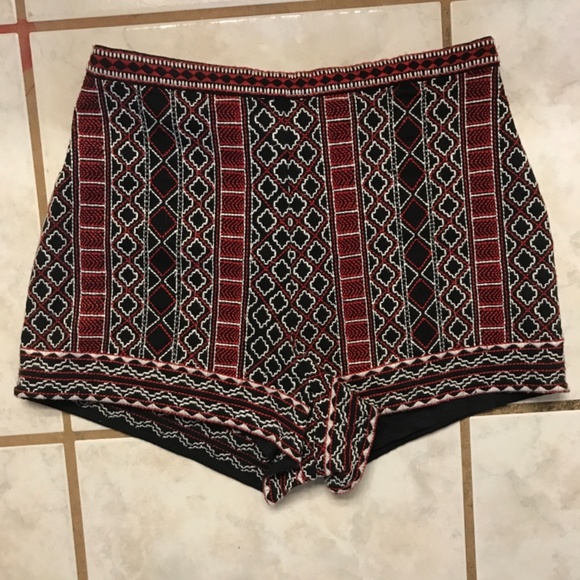 Shorts - Picture 5 of 5